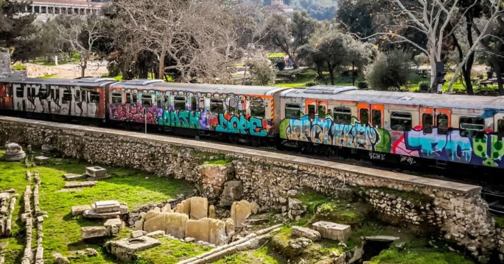 Πρόστιμα παντού και παντός είδους εξυπηρετήσεις